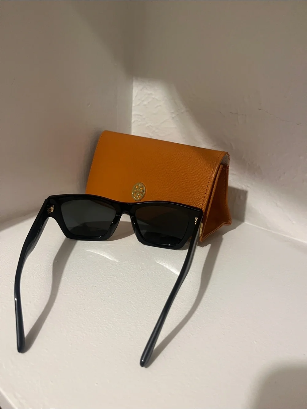 Tory Burch bold black